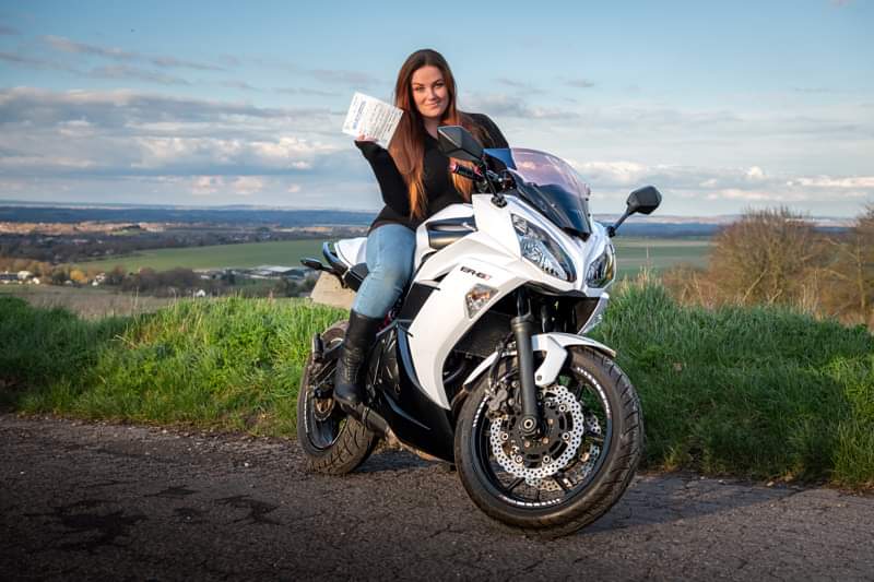 Kawasaki ER-6 faired