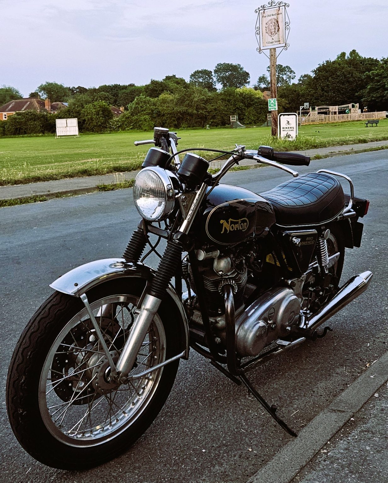 Summer Ride Outs - Lightningpass