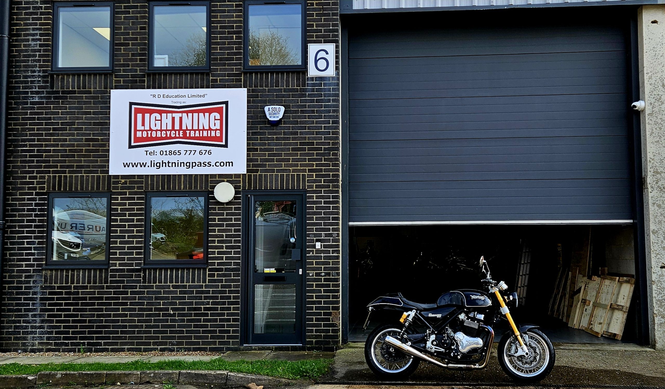 Lightning Motorcycle Training at Long Crendon